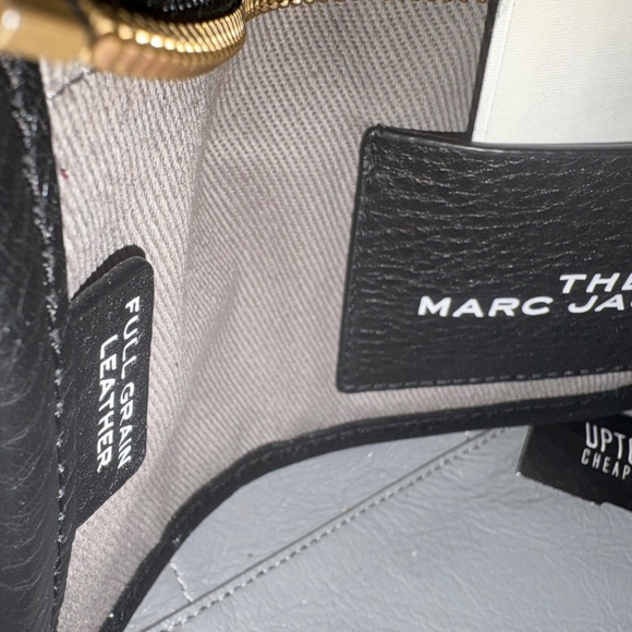 The Marc Jacobs Tote Bag - Picture 4 of 10